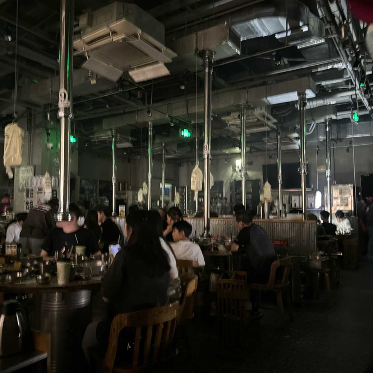 Vibe image of 姜虎东白丁烤肉 金光华广场店:  shot by 不能被老婆發現