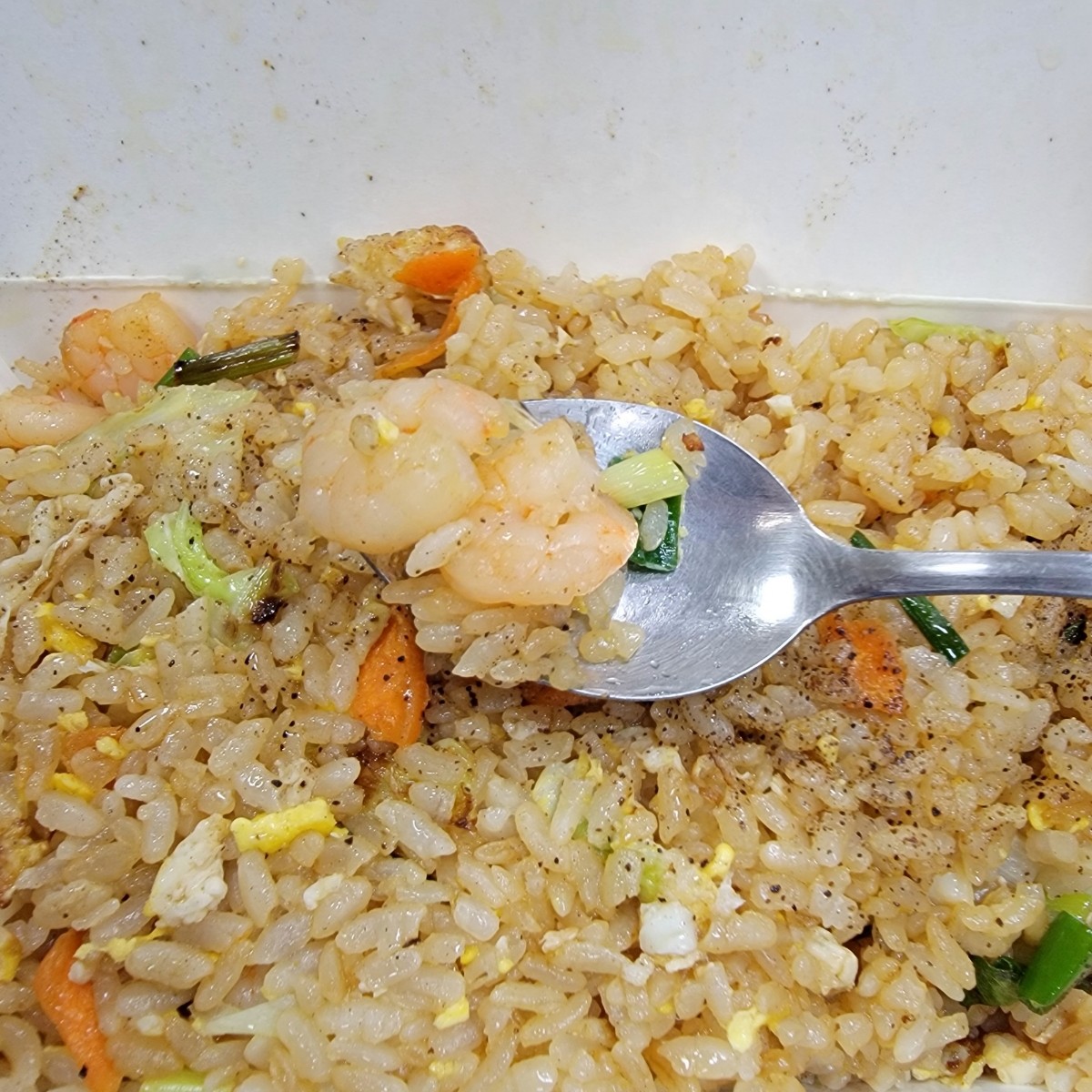 Meal image of 小玉爌肉飯: 小蝦仁特寫，雖然小但是數量頗多 shot by Leo