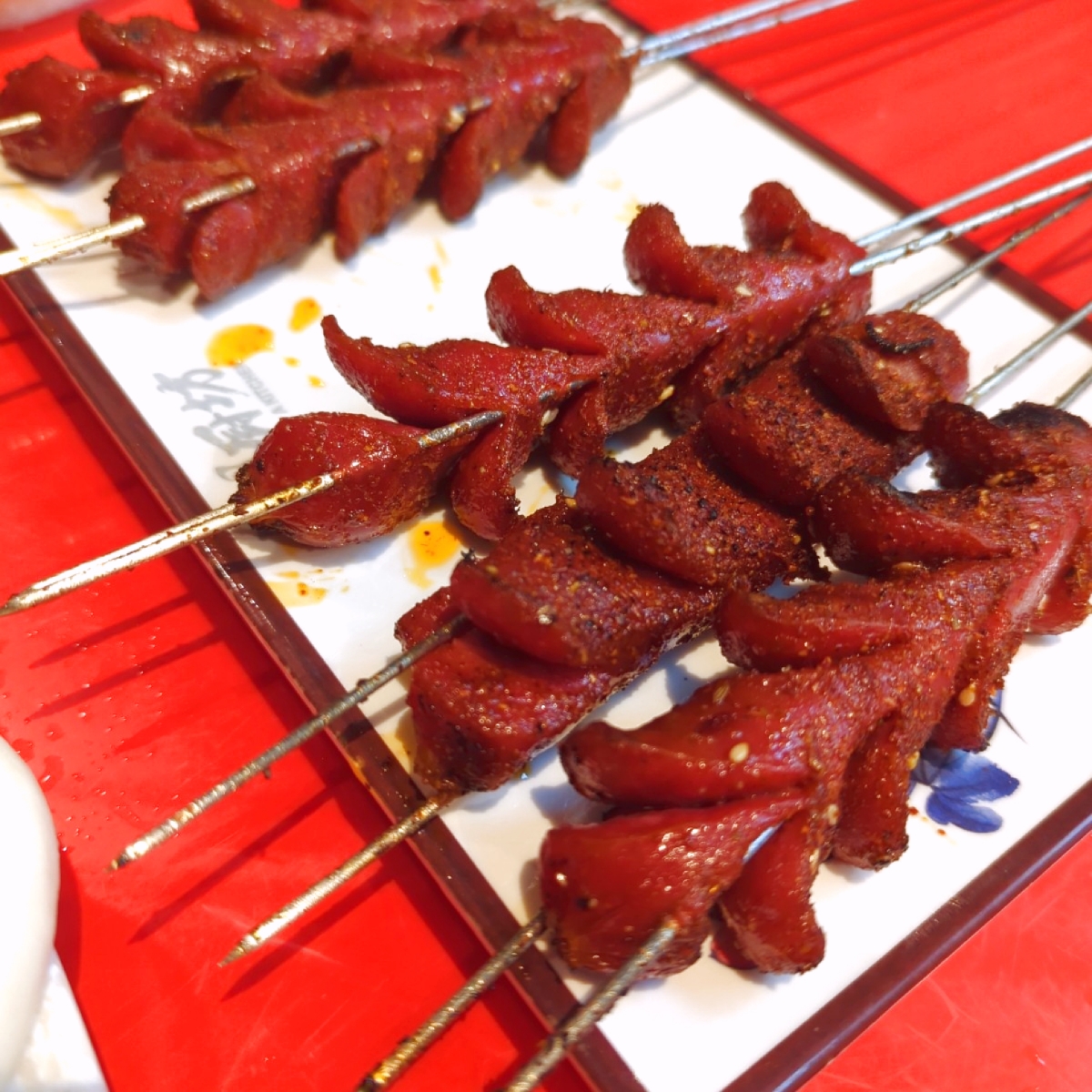 Meal image of 友间厨坊 A KITCHEN: 猪&#x2F;鸡肉香肠 Pork&#x2F;Chicken Sausage shot by Y2L