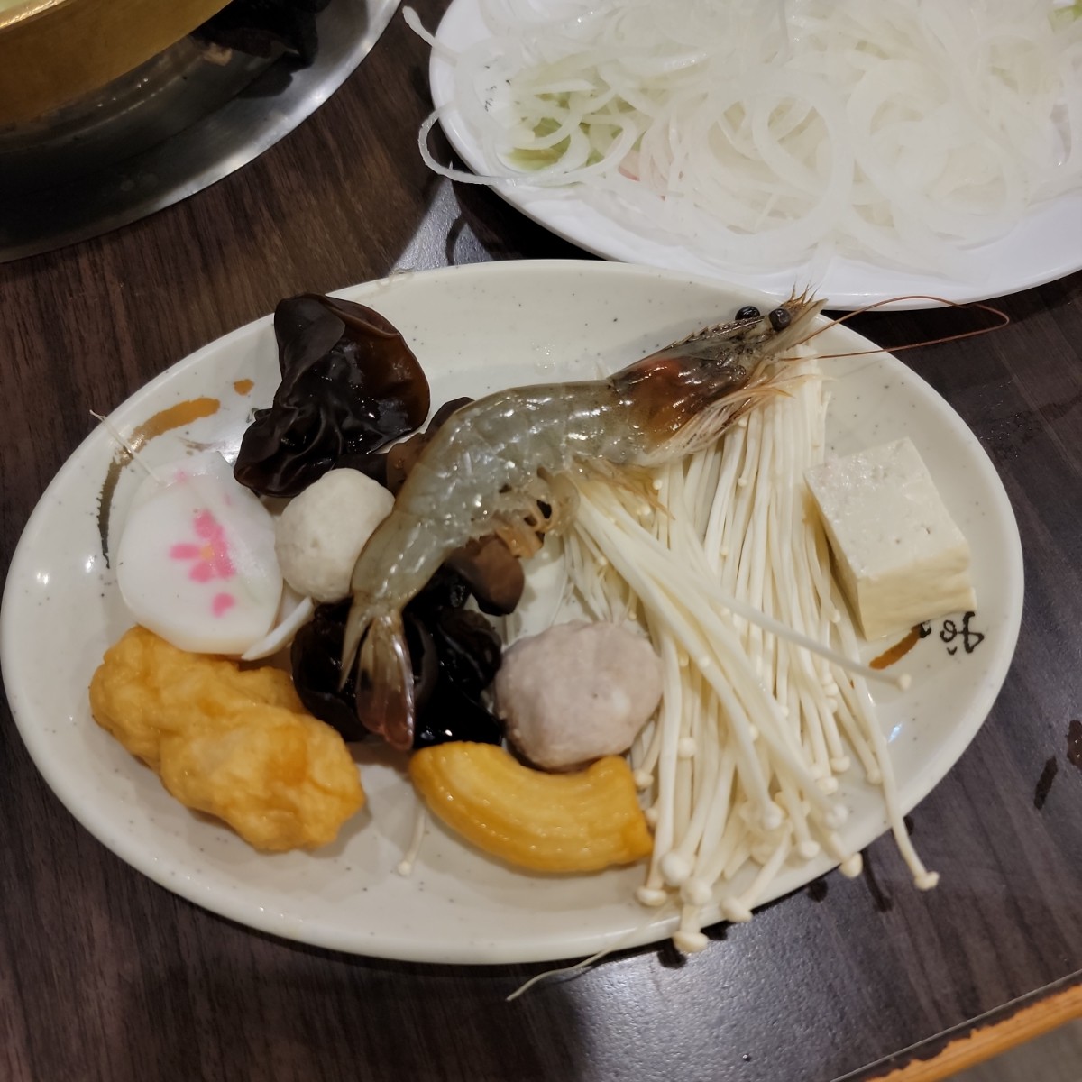 Meal image of 小紅豬石頭火鍋:  shot by Leo