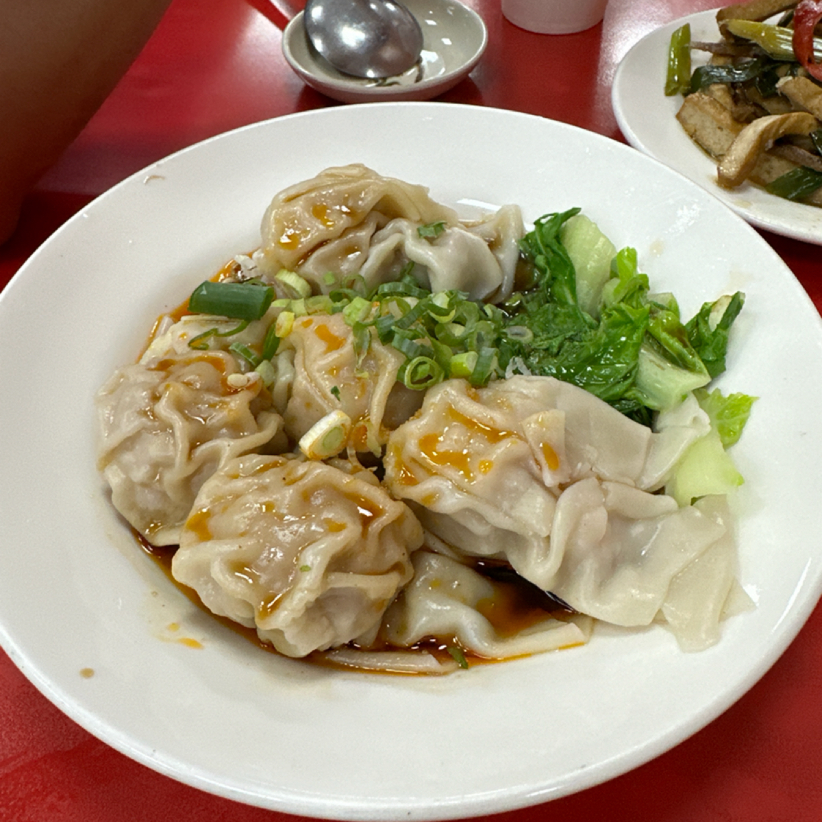 Meal image of 厚得福湯包麵食專賣店: 紅油炒手(80元) shot by 吃曼