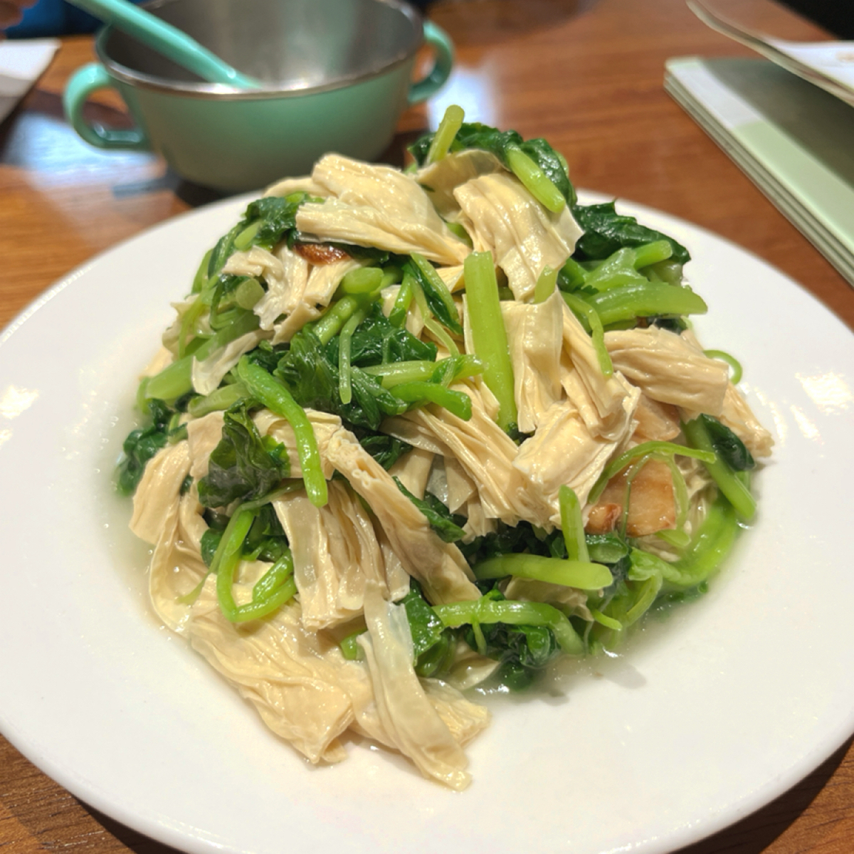 Meal image of 鼎泰豐 101店: 莧菜腐竹，這次品質真的不是很好 shot by 阿官