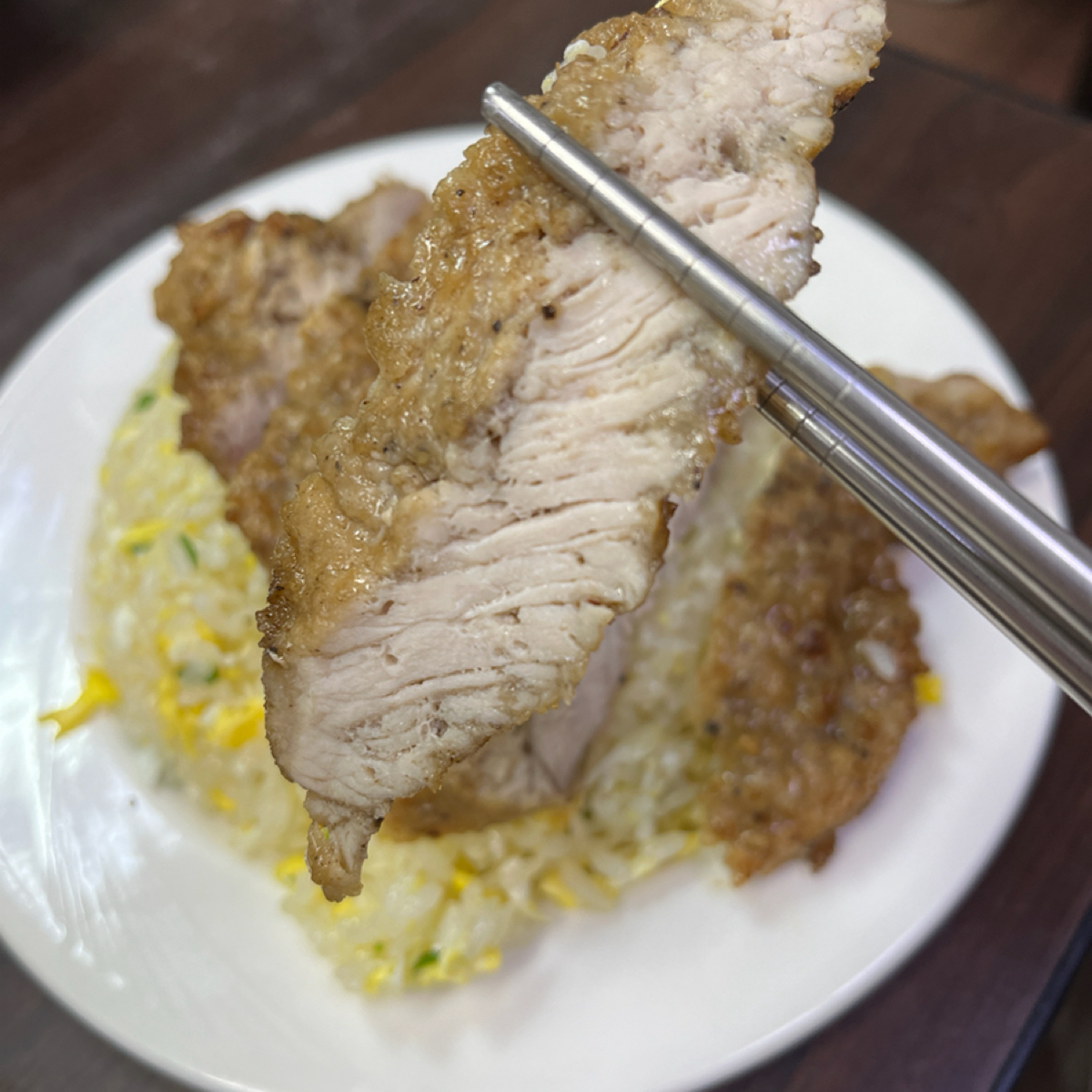 Meal image of 丰清揚小吃店: 排骨蛋炒飯 shot by 珍珠奶綠