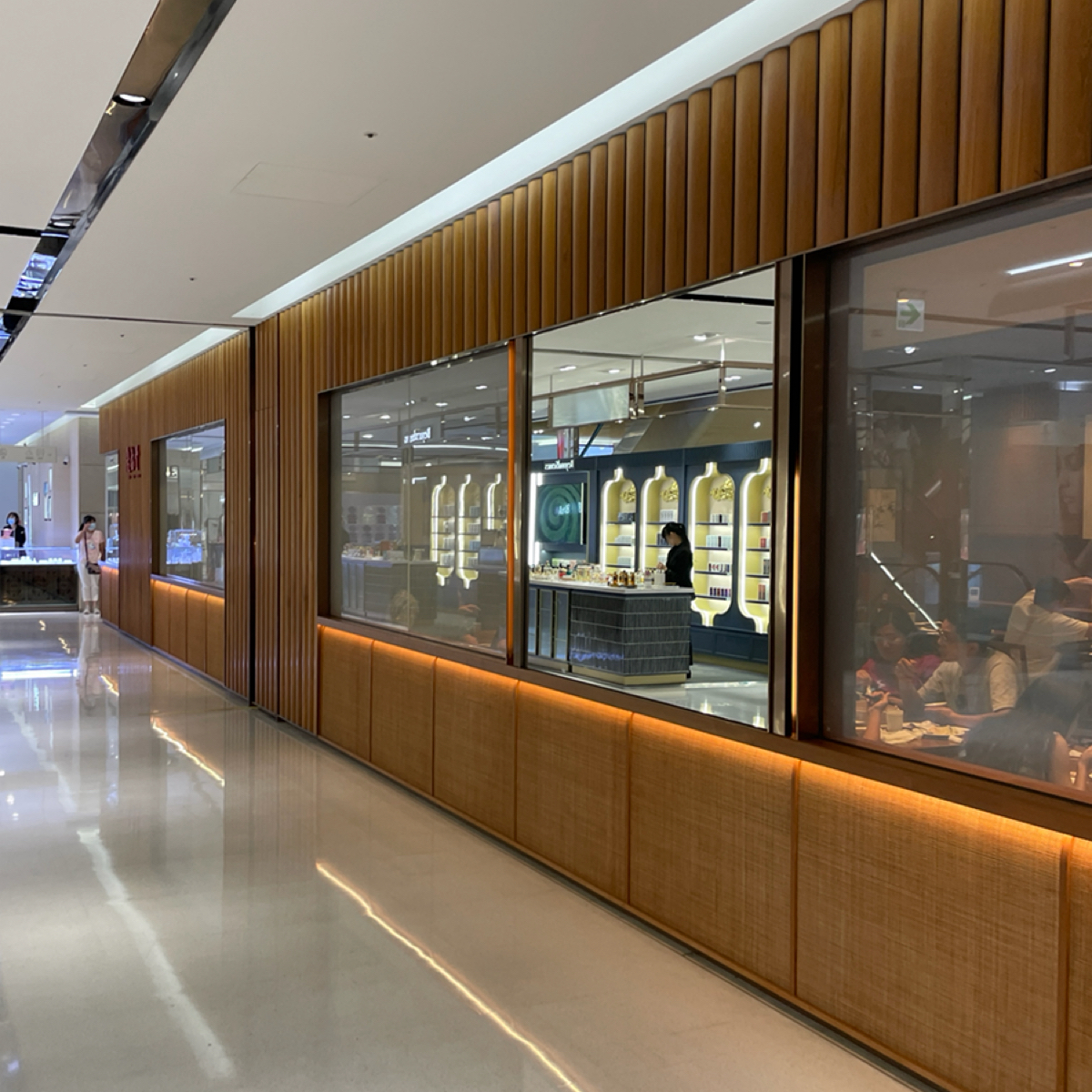 鼎泰豐 A13店 的外觀氛圍圖片： 由HIH J 拍攝