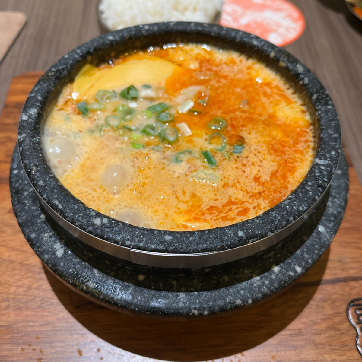 Meal image of 豆豆里 忠泰店: 牛肉豆腐鍋+起司 shot by Bubuieateat
