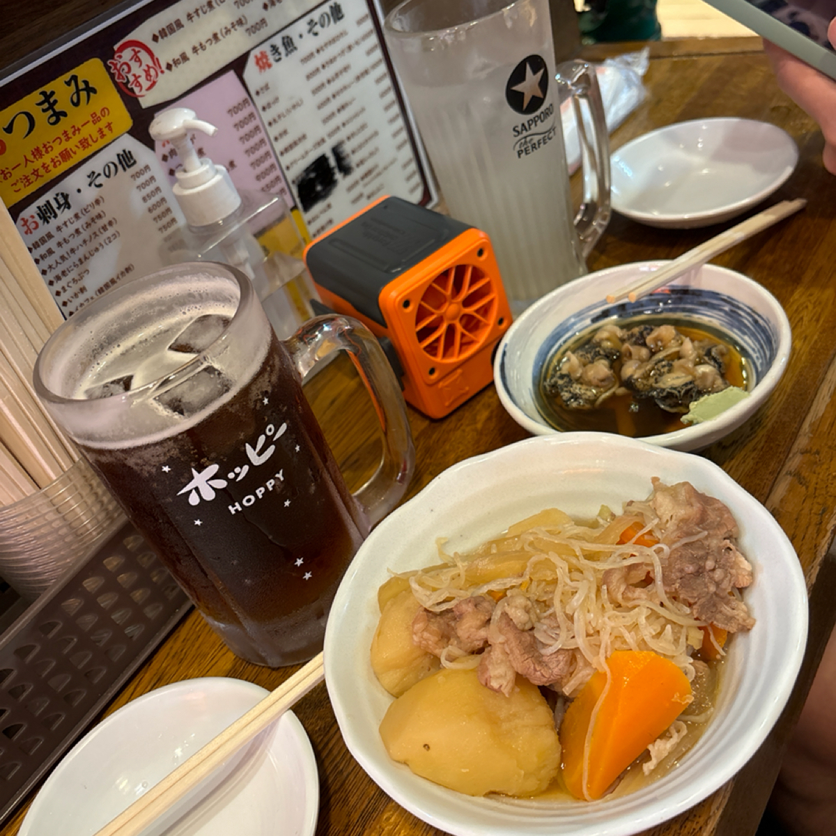 Suzuyoshi 🍻 鈴芳 居酒屋 🍺 Hoppy Beer 淺草 のレストランの写真：The perfectly balanced okonomiyaki, with its crisp by2QT2BSTR8 