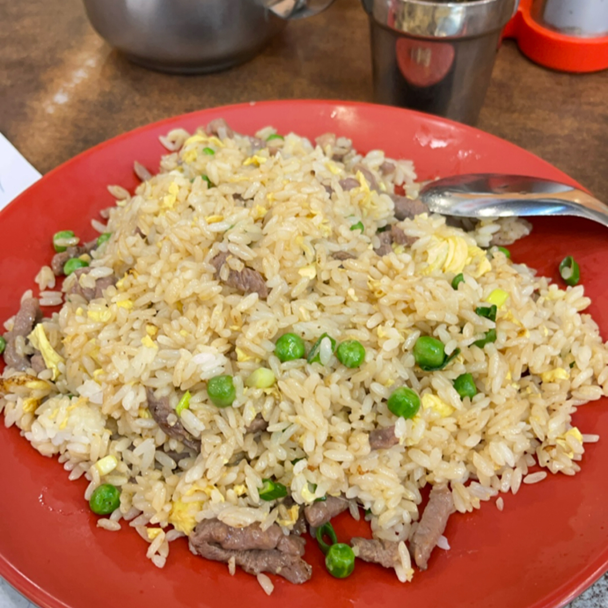 Meal image of 鳳城燒臘粵菜: 牛肉炒飯 飯加大 shot by 我要被當了