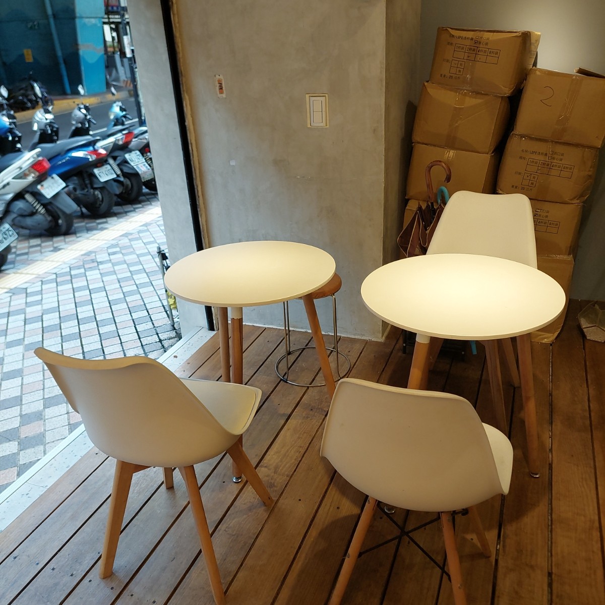我想做愛 玉 三重店 の雰囲気の写真：店外內用區 by永遠的新手 