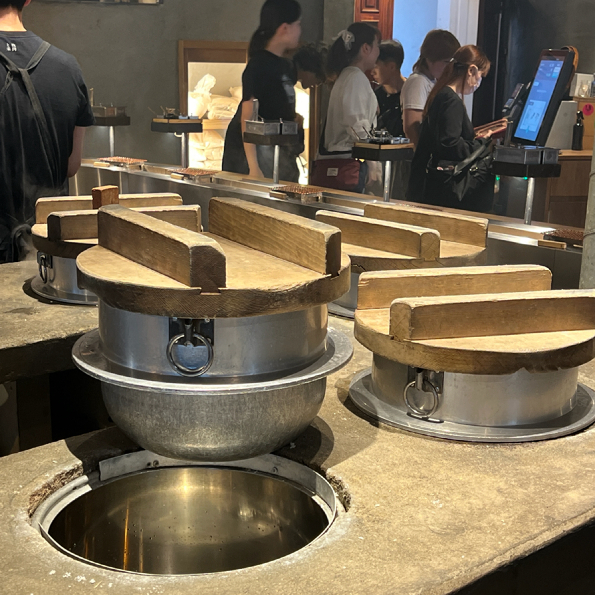 挽肉と米 渋谷店 の雰囲気の写真： byLESTER 