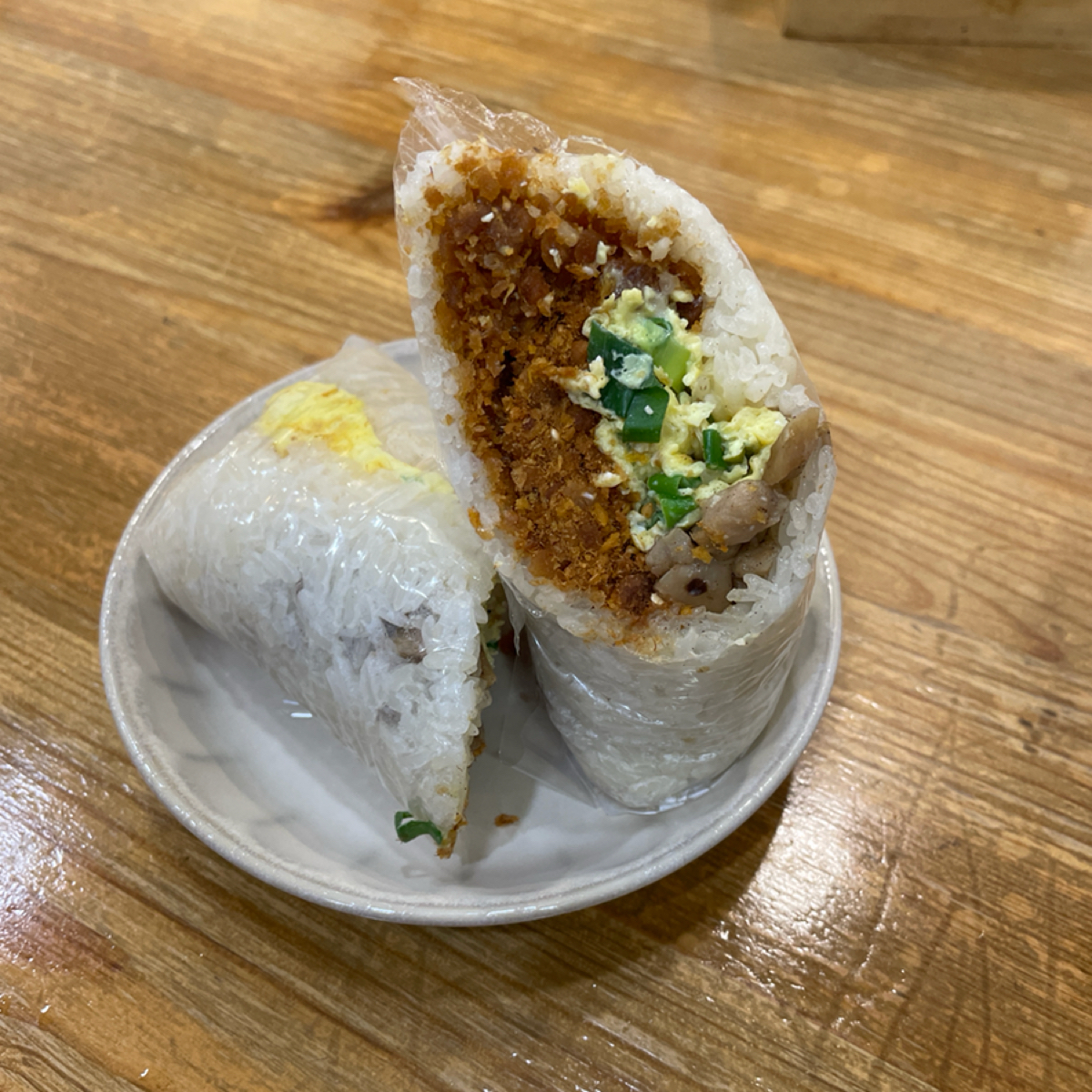 Meal image of 老漿家 台北延吉店: 飯糰加蔥蛋 shot by Stella