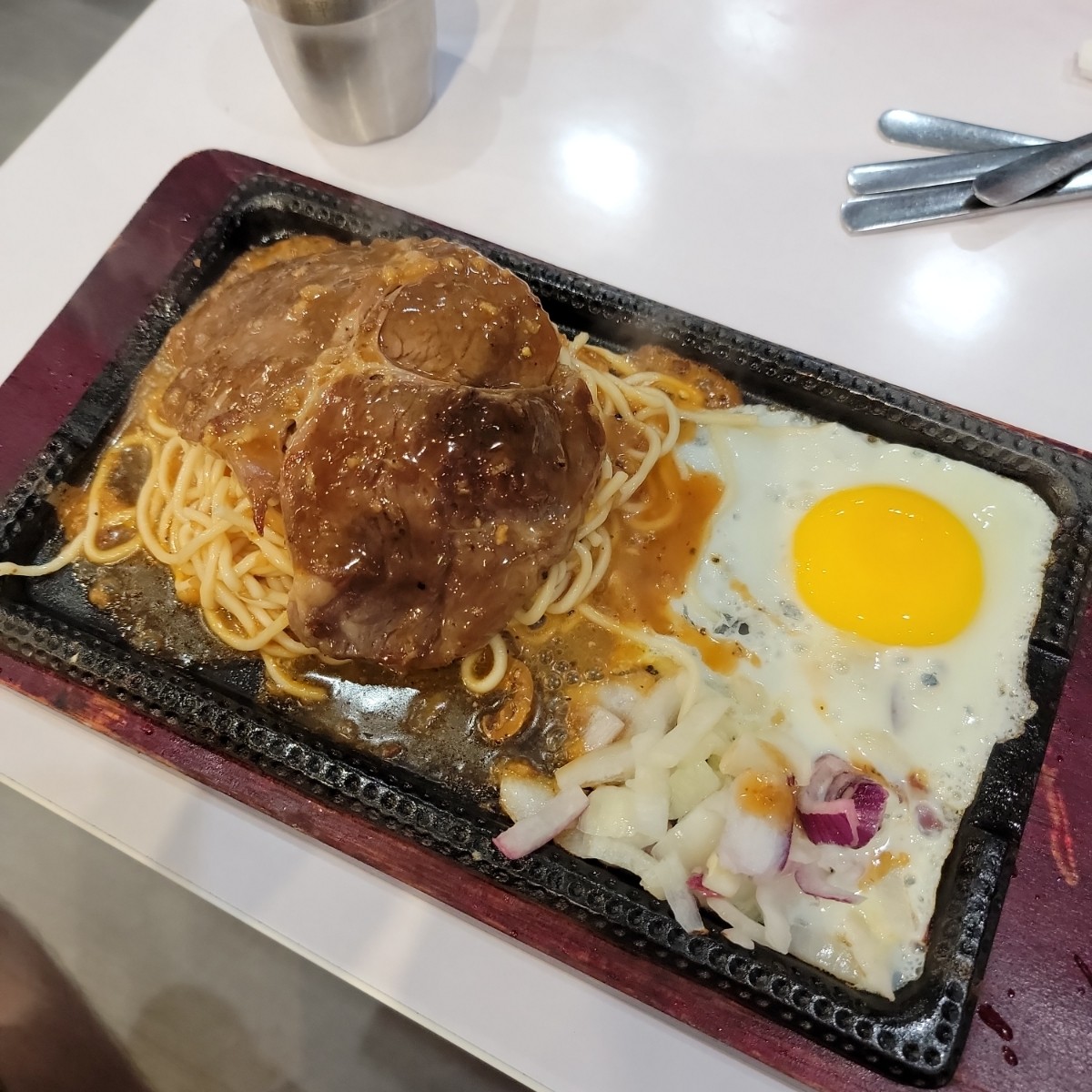 Meal image of 愛將平價牛排 美村店: 沙朗牛排 shot by Leo
