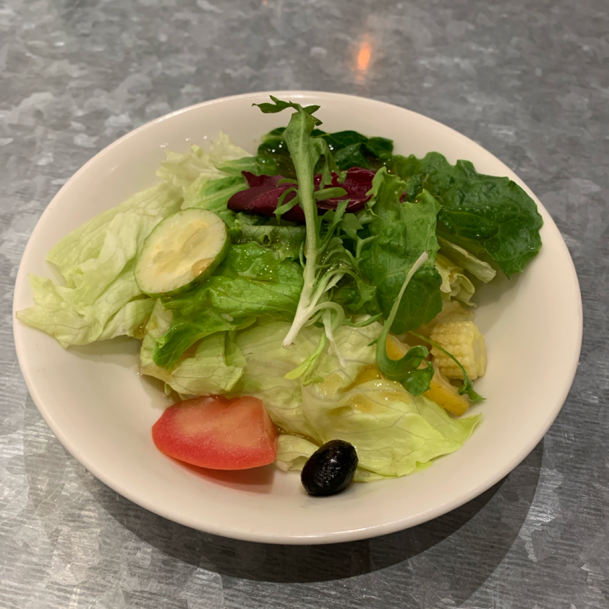 青春漢堡 台北世貿店 のレストランの写真： byFood Scouter 