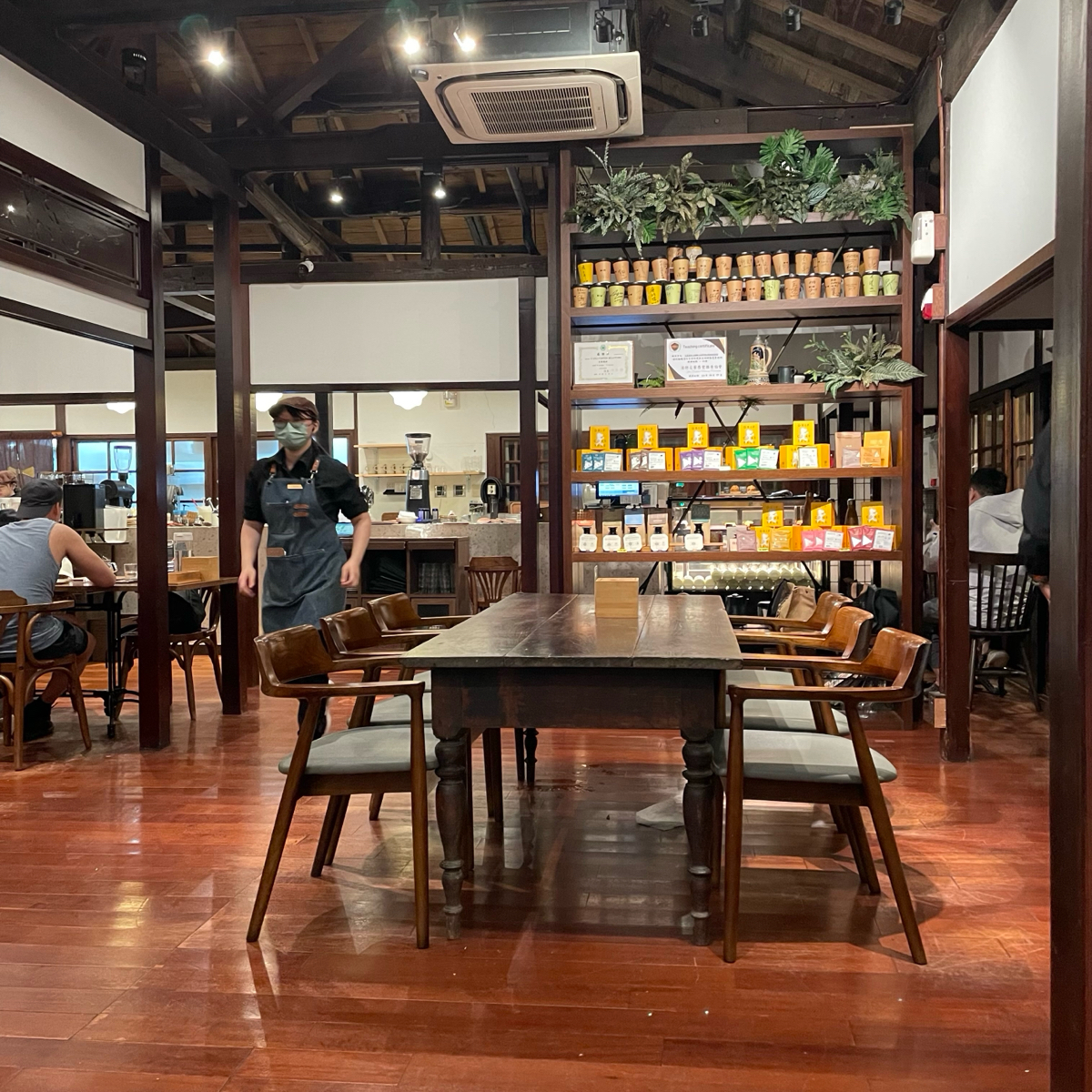 Vibe image of CAMA COFFEE ROASTERS 豆留森林:  shot by 乃子過日子