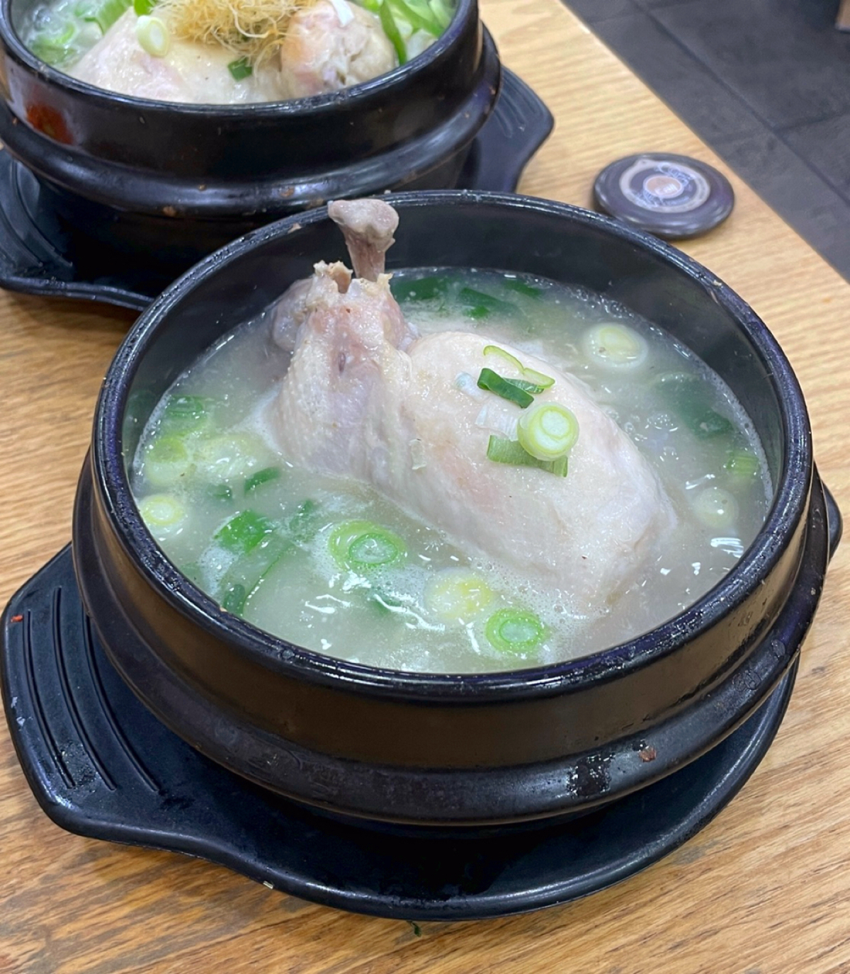百年土種蔘雞湯 백년토총삼계탕 のレストランの写真： byHIH J 