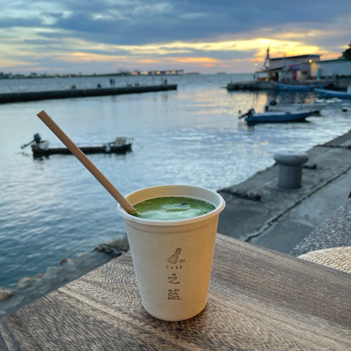 Vibe image of 之藍じらん 抹茶販売店:  shot by Tanesha Lee
