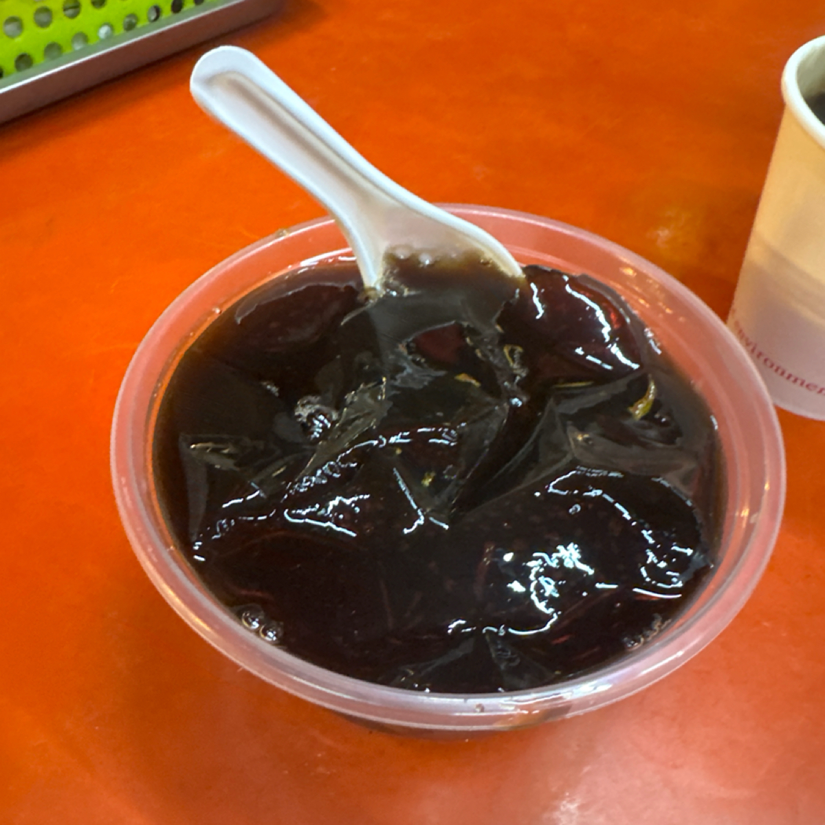Meal image of 邱石城古早味燒仙草: 嫩仙草（大） 60元 shot by 狼狼💠阿貓