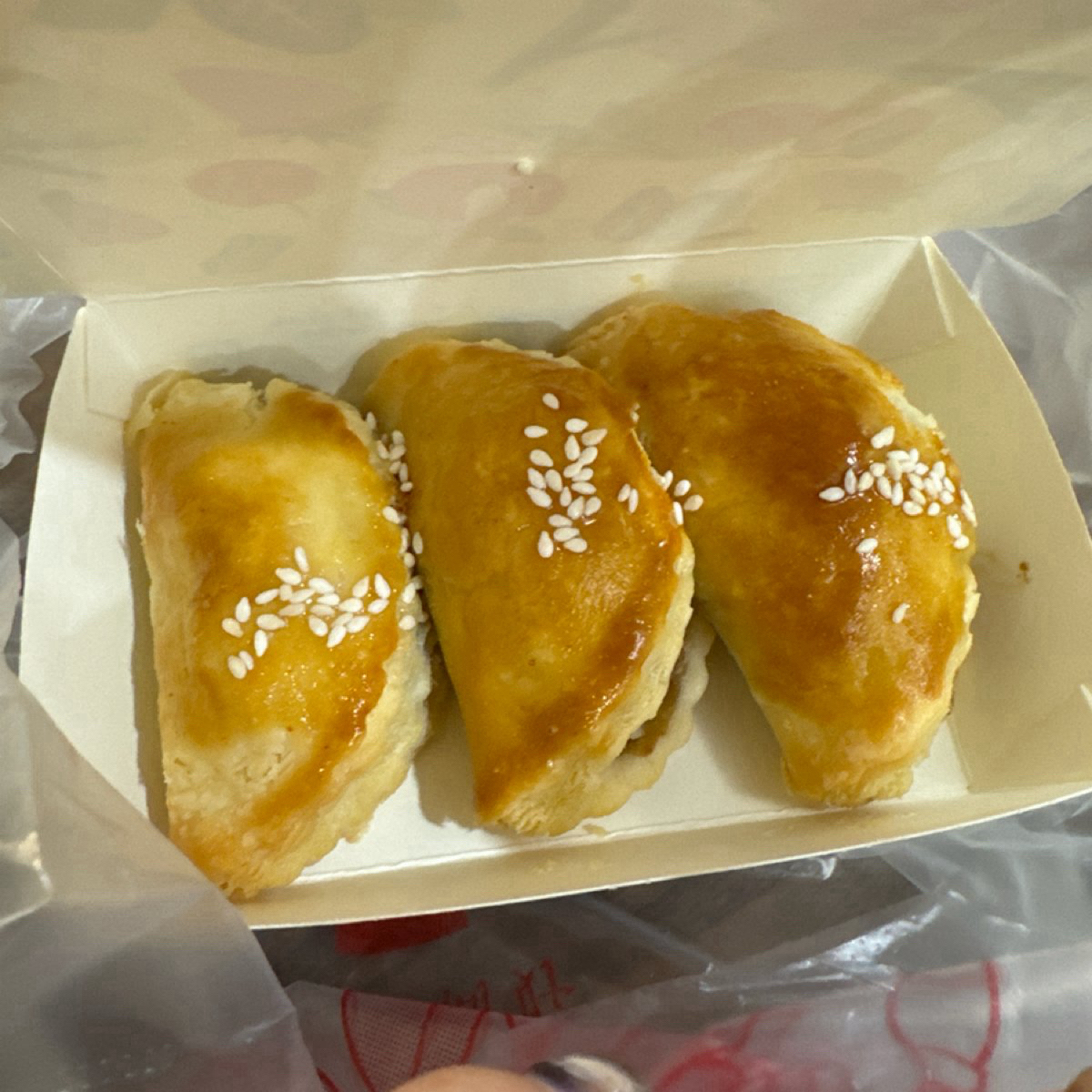 Meal image of 新竹金老爹港式點心: 叉燒酥$85（2024&#x2F;7月） shot by 食光旅行Flavor Journey | May