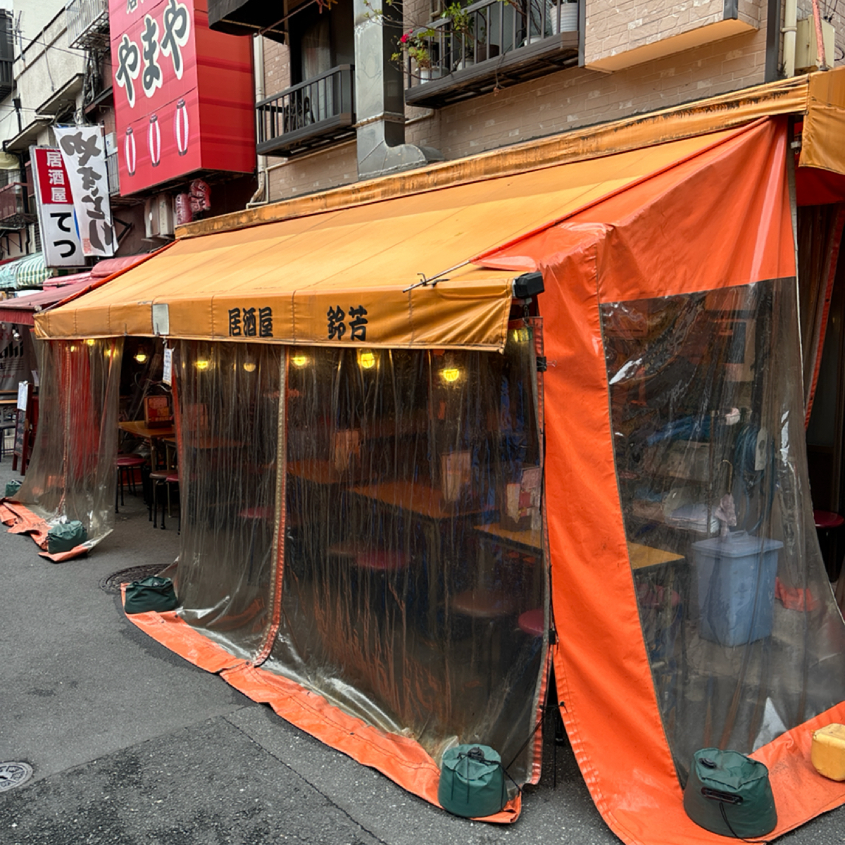 Suzuyoshi 🍻 鈴芳 居酒屋 🍺 Hoppy Beer 淺草 の雰囲気の写真：For those seeking a more substantial meal, the ton by2QT2BSTR8 