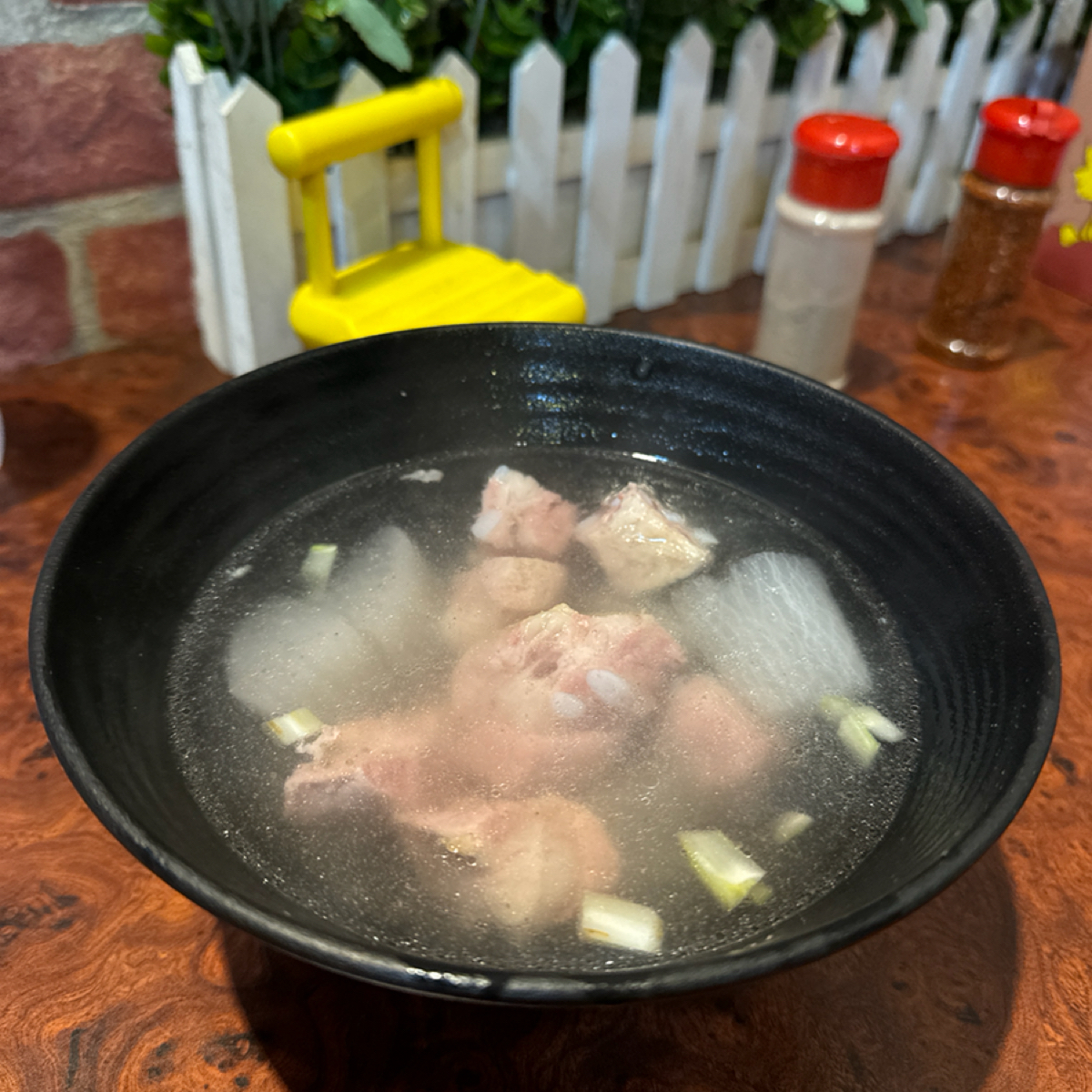 天下麵食館 的菜單圖片：排骨蘿蔔湯 由Jenny_u.2 拍攝