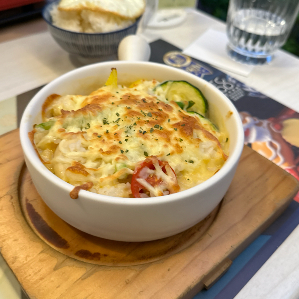梨子 豐原店 的餐點圖片：鮮蔬焗烤飯 由YY 拍攝