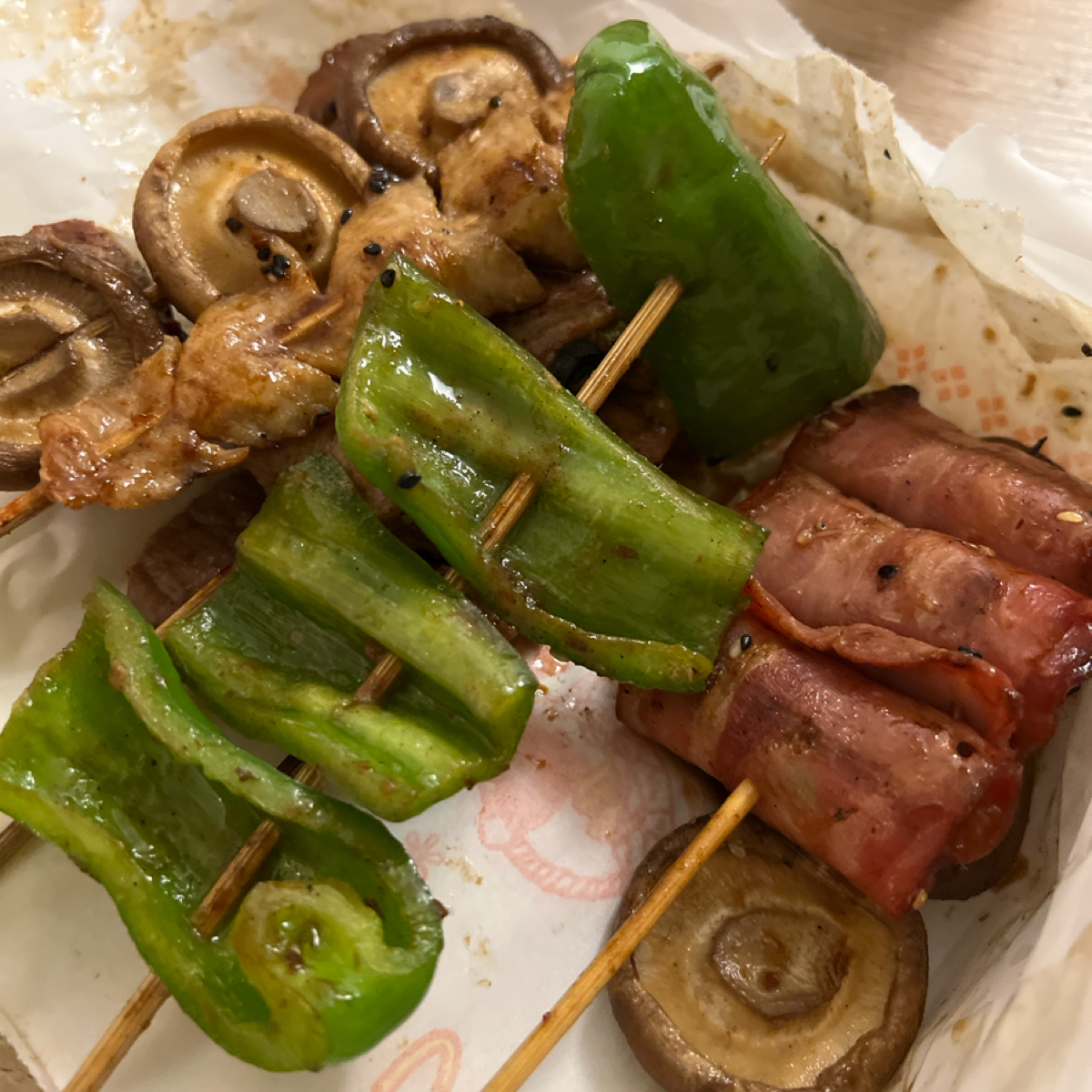 Meal image of 木子串燒: 青椒、松阪豬、培根蔥肉串 shot by chia