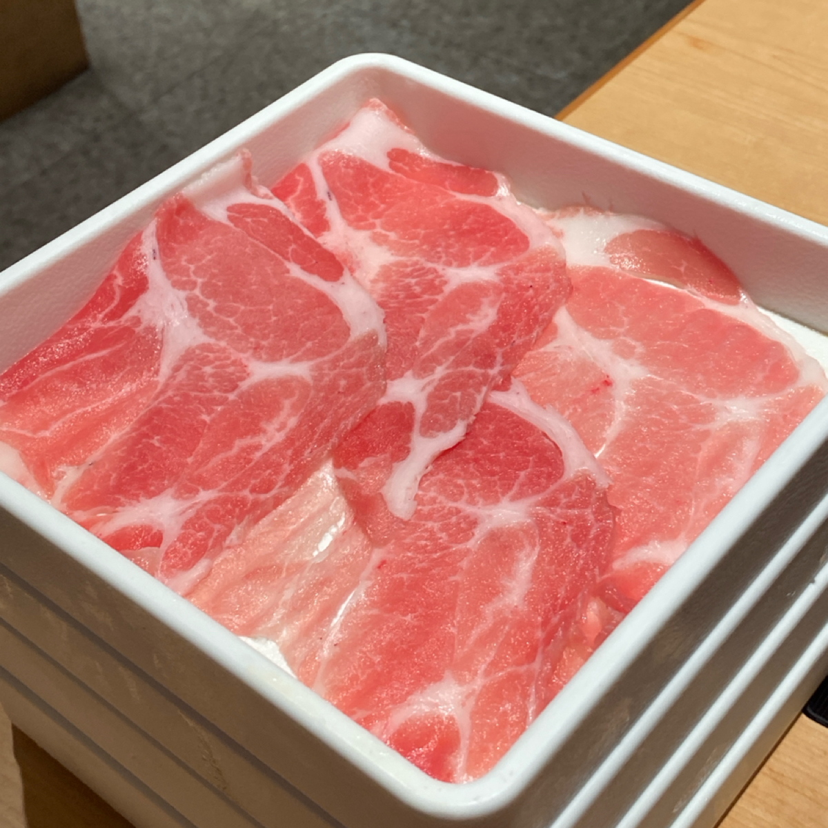 Meal image of 涮乃葉 中和台科廣場店: 國產梅花豬 shot by 阿鈴s食
