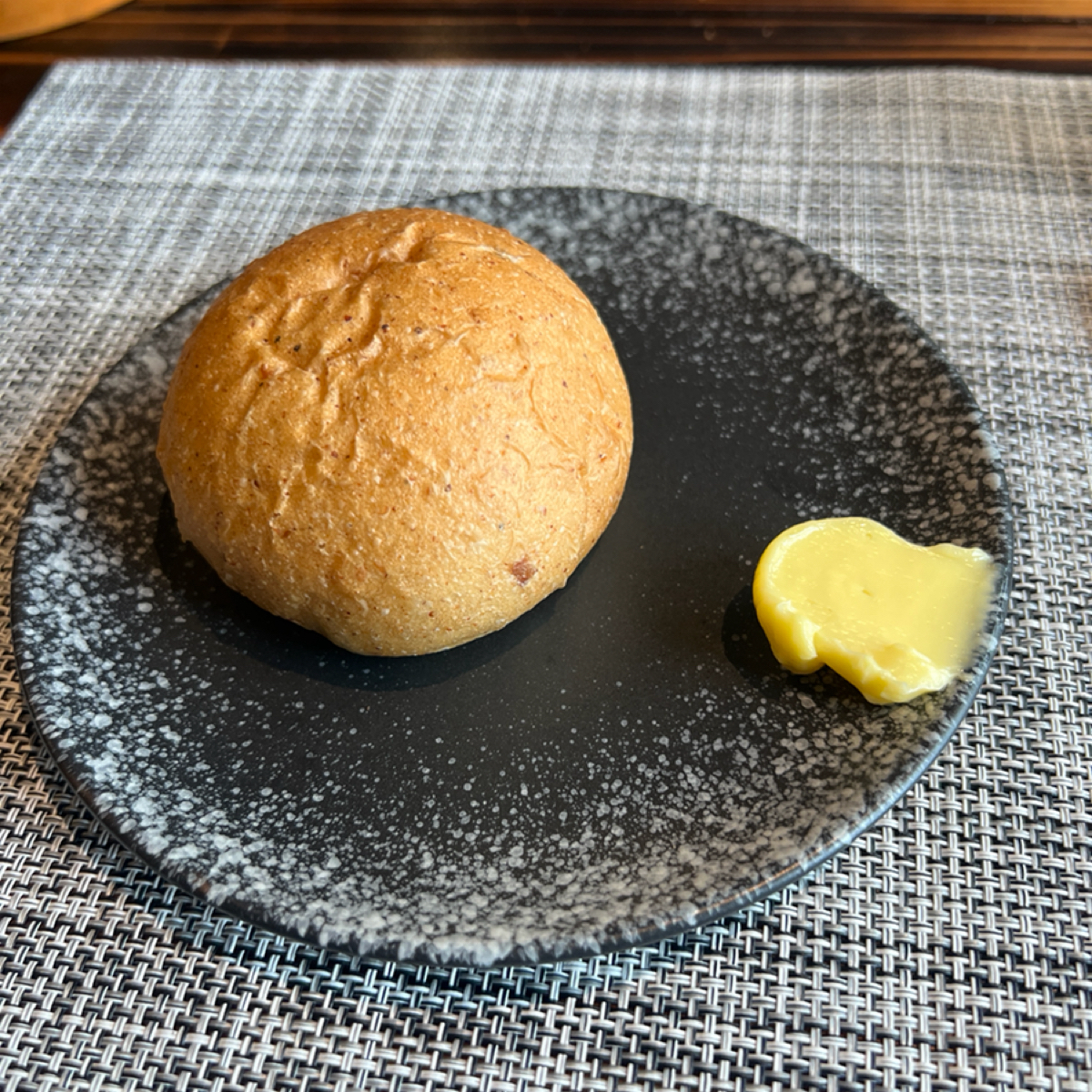 廢墟餐廳 Restaurant feishu のレストランの写真：胚芽葡萄麵包•壯園花生奶油 by七咪 