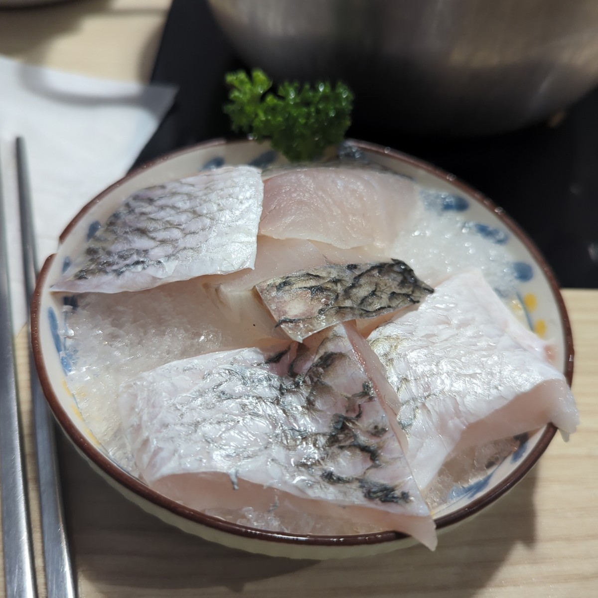 Meal image of 同樂食鍋 新竹巨城三民店: 鯛魚片 shot by KerKer