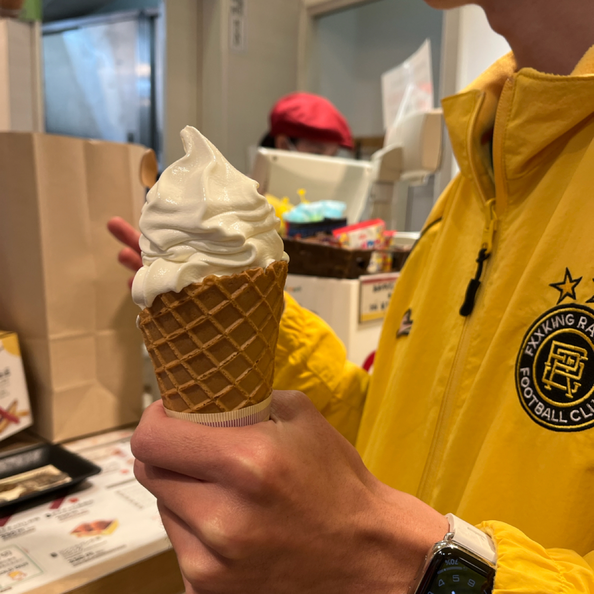 Calbee+  Calbee+(プラス) 沖縄国際通り店 的餐點圖片： 由Qoo 拍攝