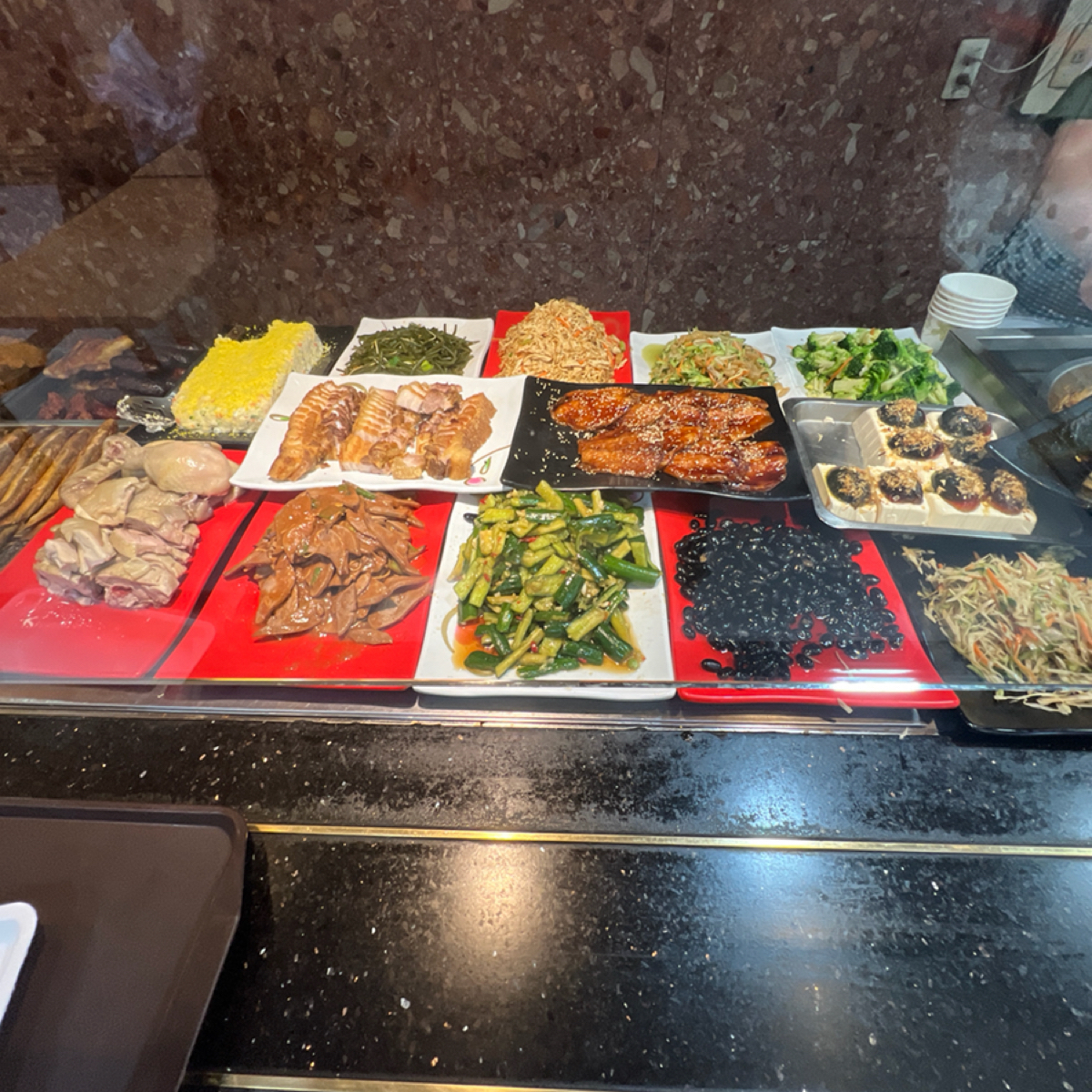飯點美饌自助餐 （原阿忠自助餐） のレストランの写真：餐點 by動吃動吃動吃 